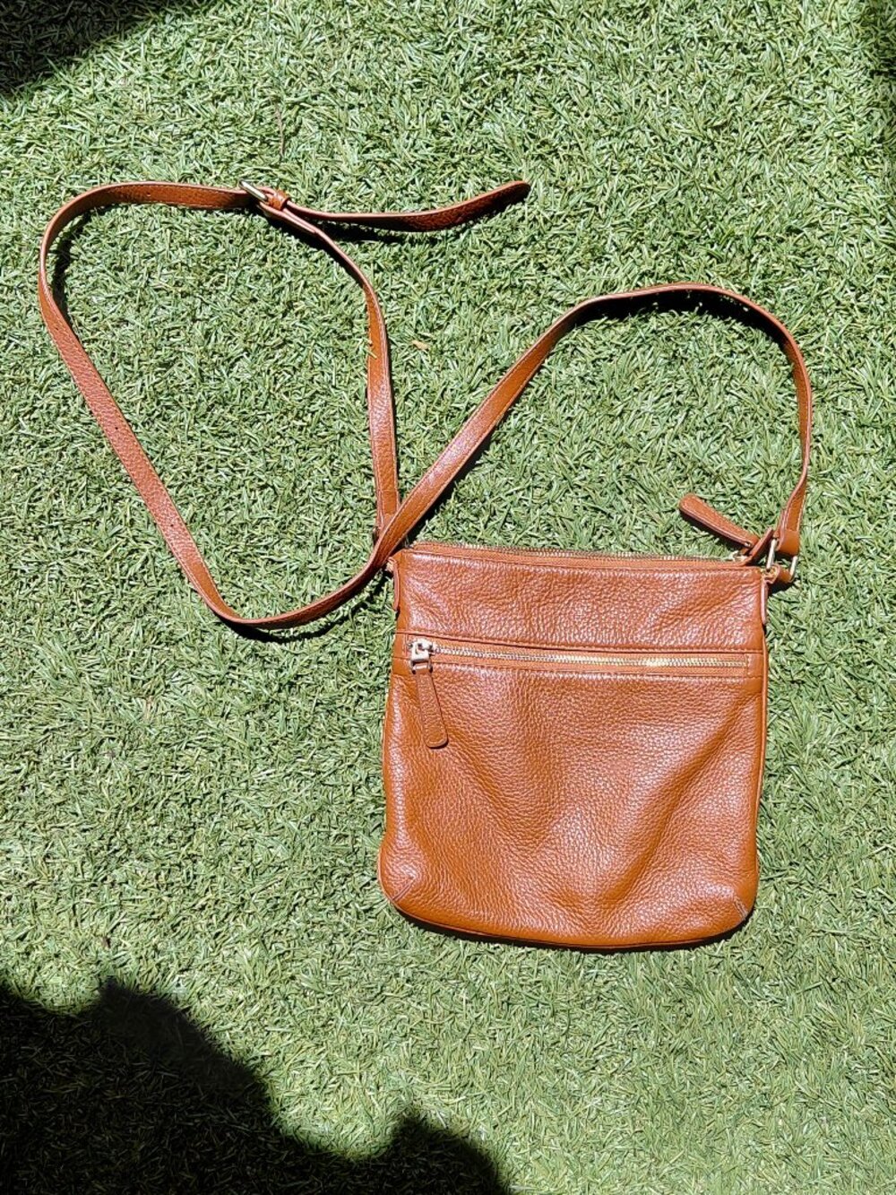 Genuine brown leather women's purse w/shoulder strap